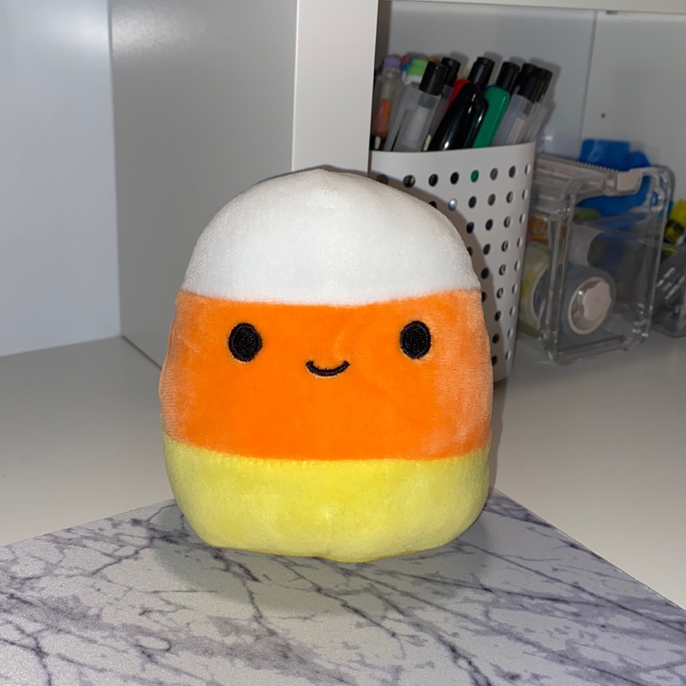 4.5” cannon the candy corn squishmallow